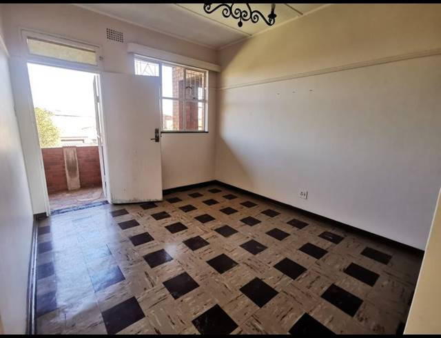 1 BEDROOM PROPERTY TO RENT IN CASSELDALE